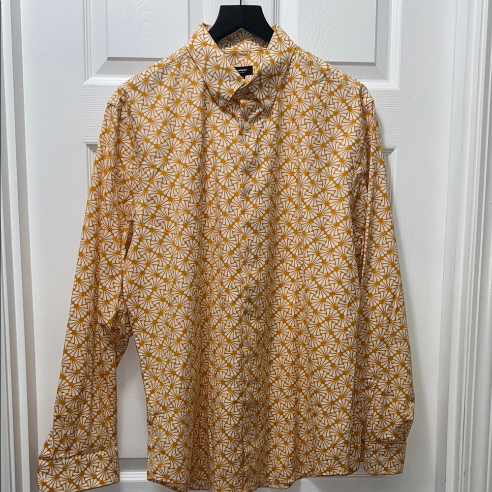 H&M Yellow Casual Button Down Shirt with Smooth Fabric